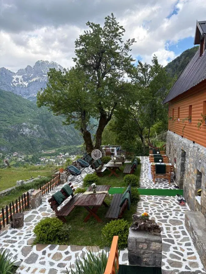 Guesthouse Bec Villi — view 1